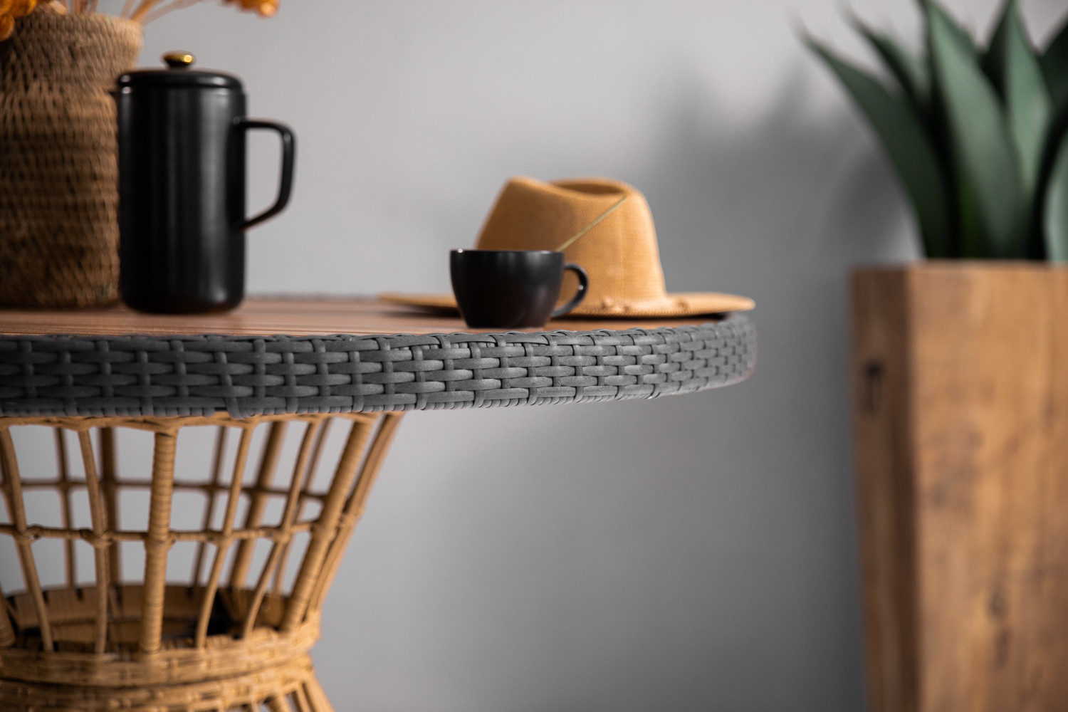 Bijou Dining Table Cielo