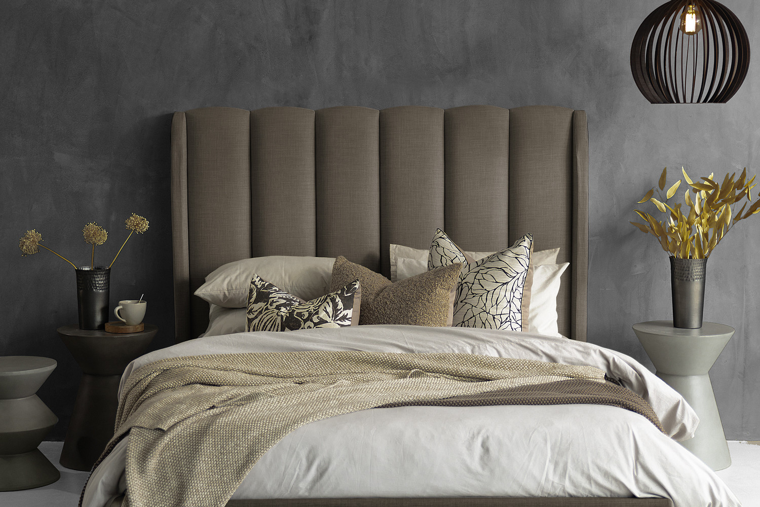 Corina Kylan Bed King Cielo