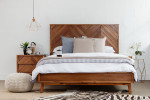 CAS-QB - Carlisle Bed - Queen -