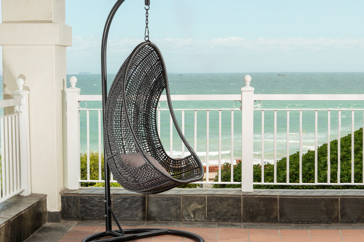 Atilla Hanging Chair - Black Hanging Chairs - 1