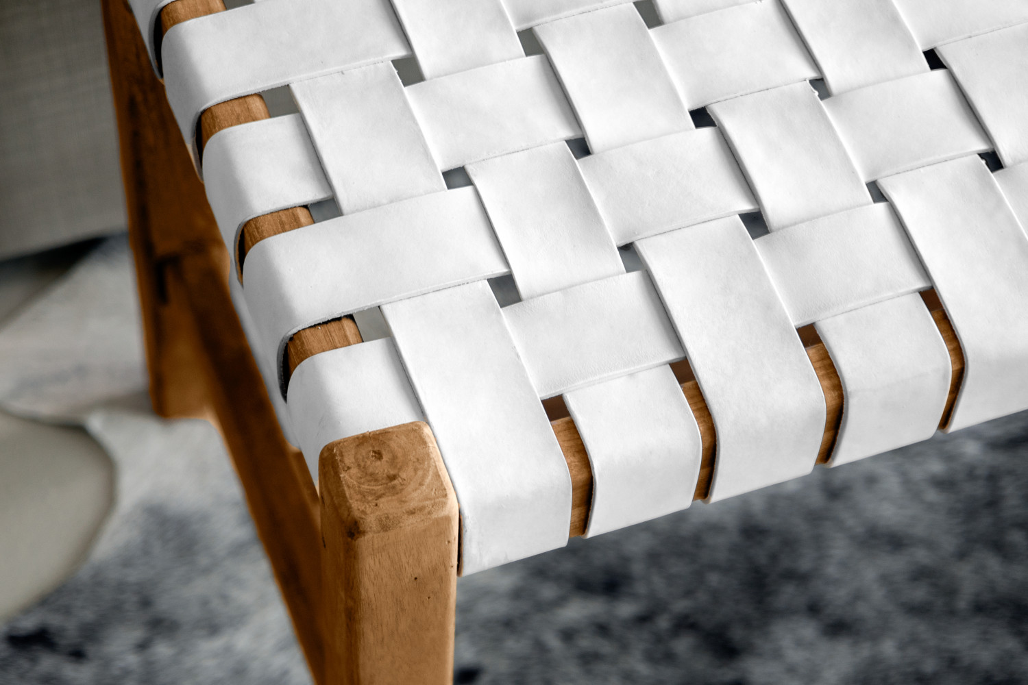 Zachary Leather Bench - White For Sale | Cielo