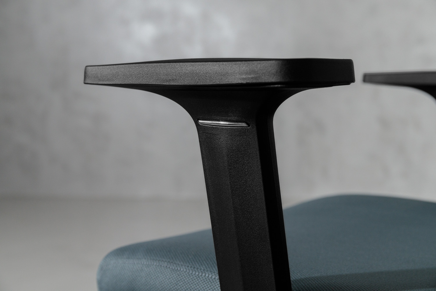 Carl Office Chair Black Cielo