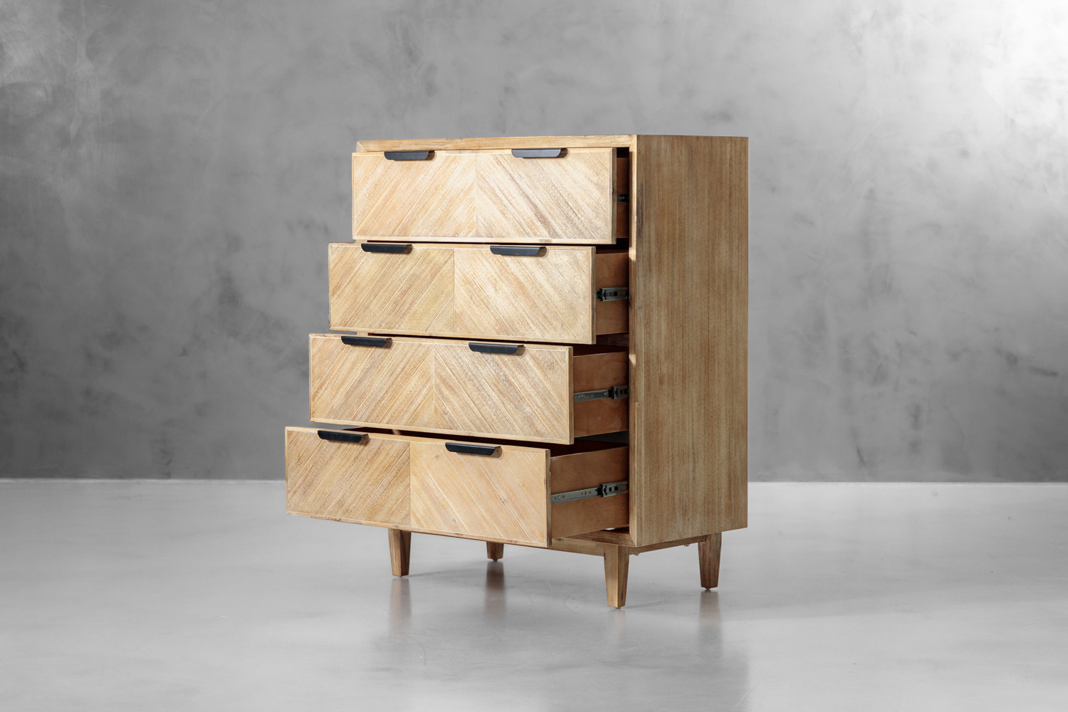 McKenna Chest of Drawers - 4-Drawers For Sale | Cielo