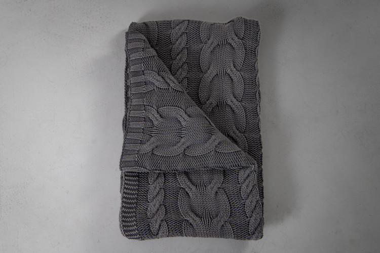 Musa Throw - Medium - Shadow Grey Throws - 1