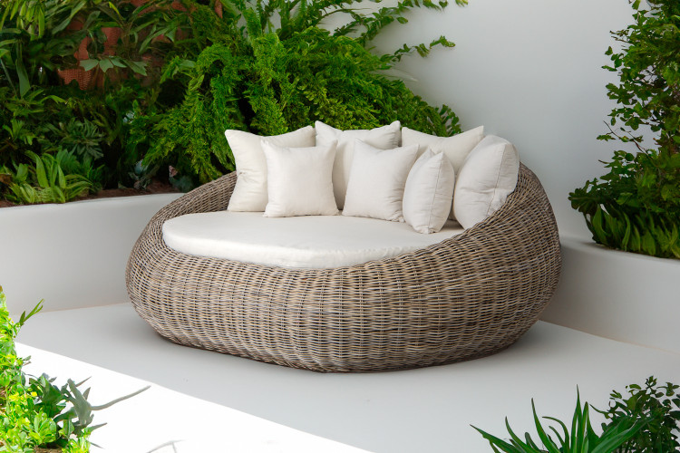 Lotus Patio Daybed