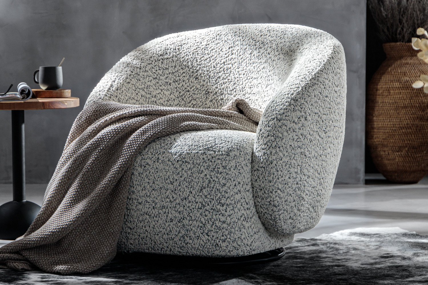 Denver Swivel Armchair - Winter Storm For Sale | Cielo