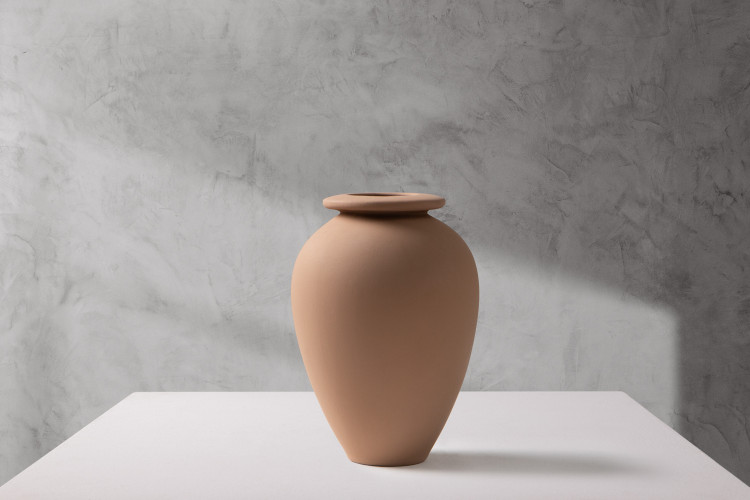Yuri Vase - Mocha Brown Vases - 1