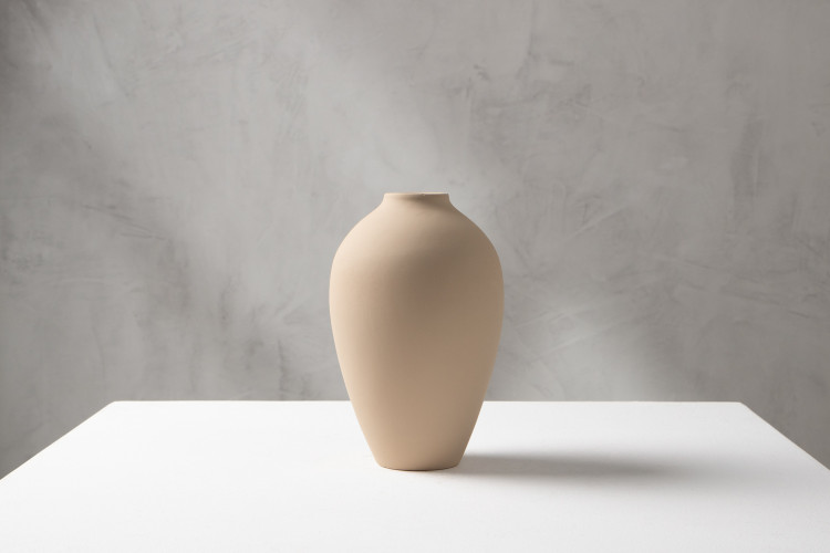 Ario Vase - Ivory Vases - 1