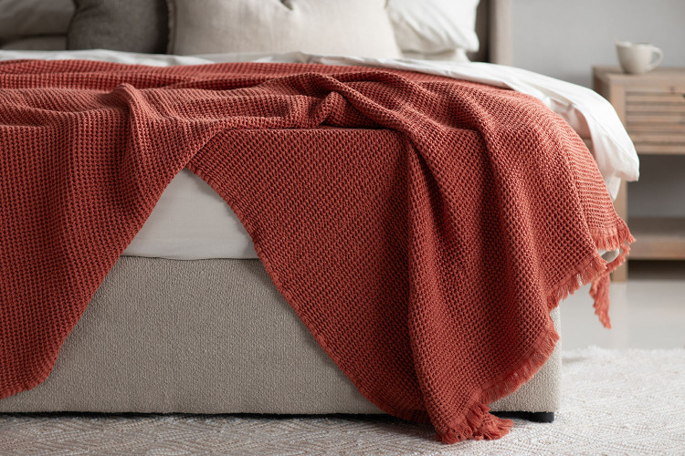 Avaria Throw - Terracotta Throws - 11