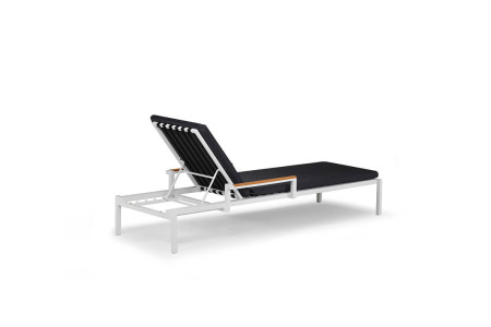 Zahre Pool Lounger | Sun and Pool Loungers | Loungers | Outdoor | Patio | Cielo -