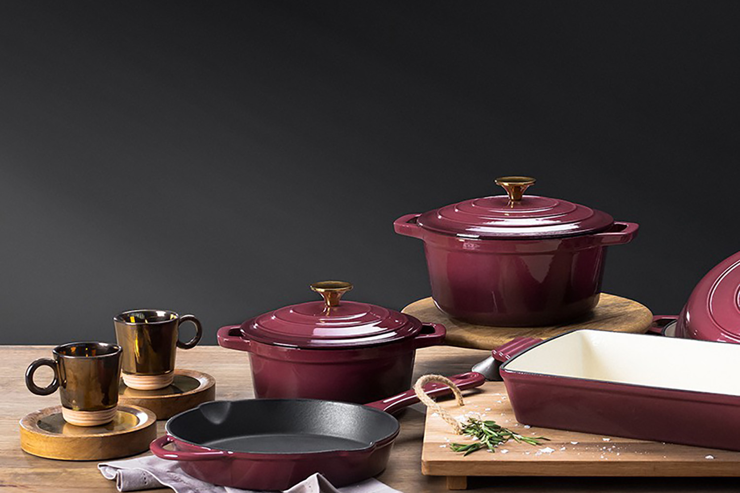 Nouvelle Cast Iron 8 Piece Cookware Set - Plum | Cielo