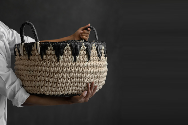 Kiman Basket Large - Dark Grey & Natural | Baskets | Decorative Items | Decor | Cielo -