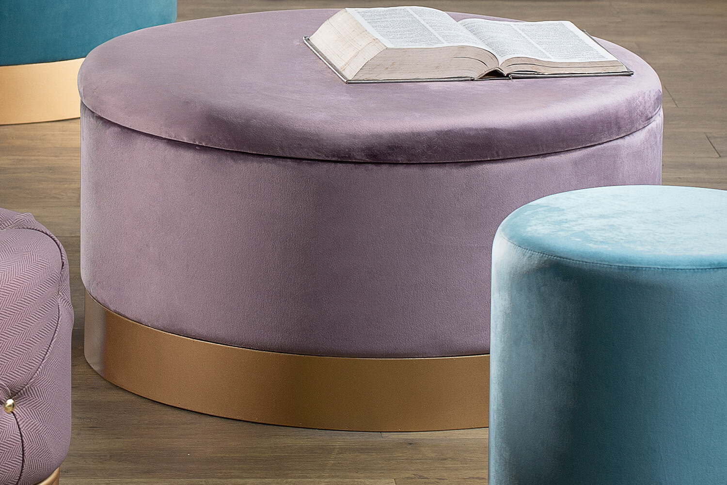 cielo_ottomans_stools_clearance