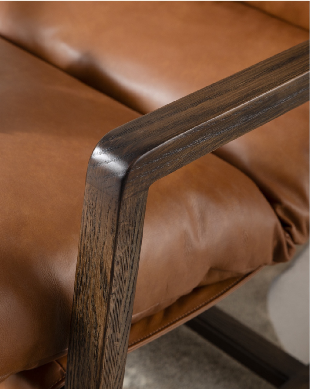 cielo_leather_chairs