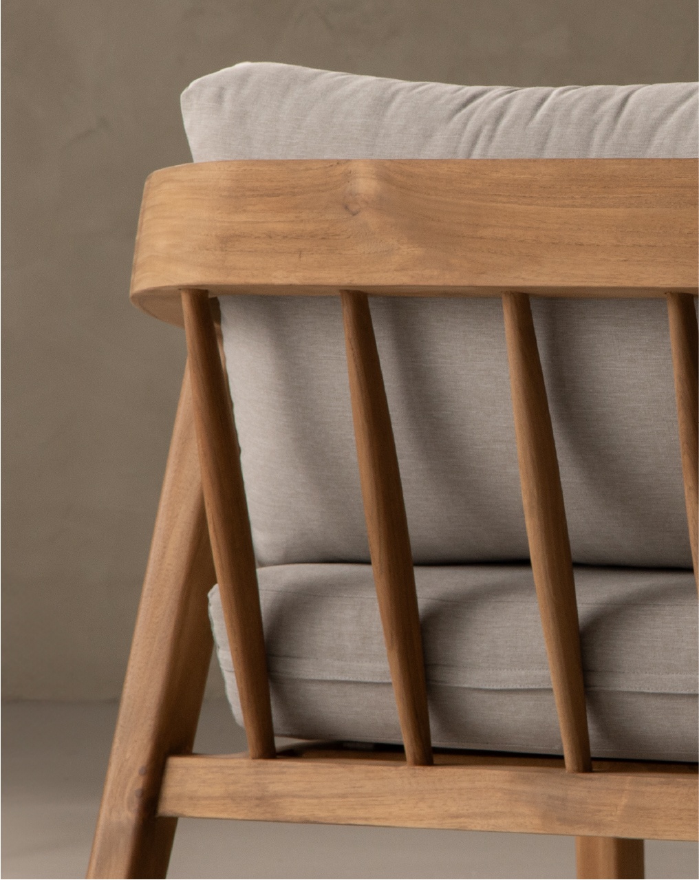 cielo_wooden_chairs