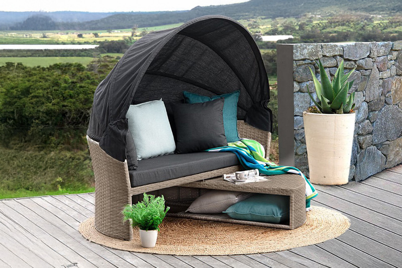 cielo_patio_daybeds