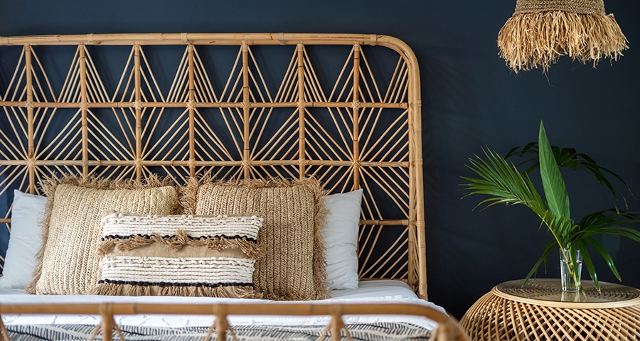wooden_headboard