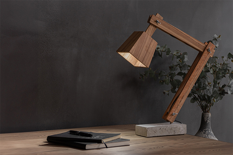 cielo_concrete_teak_desk_lamp
