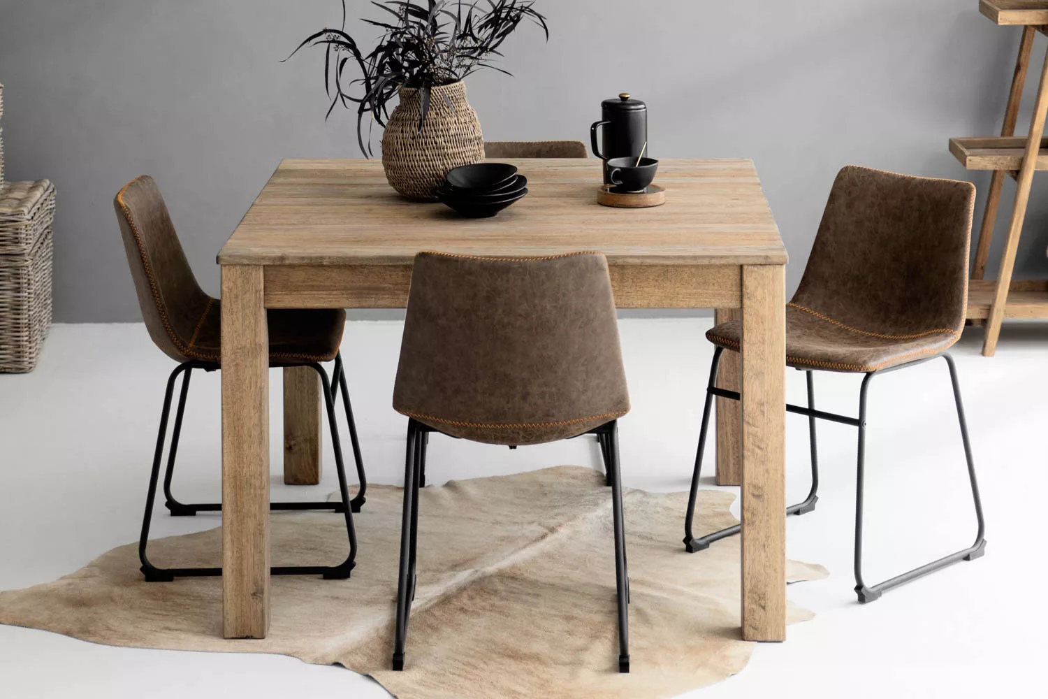 cielo_montreal_halo_square_4-seater_dining_set