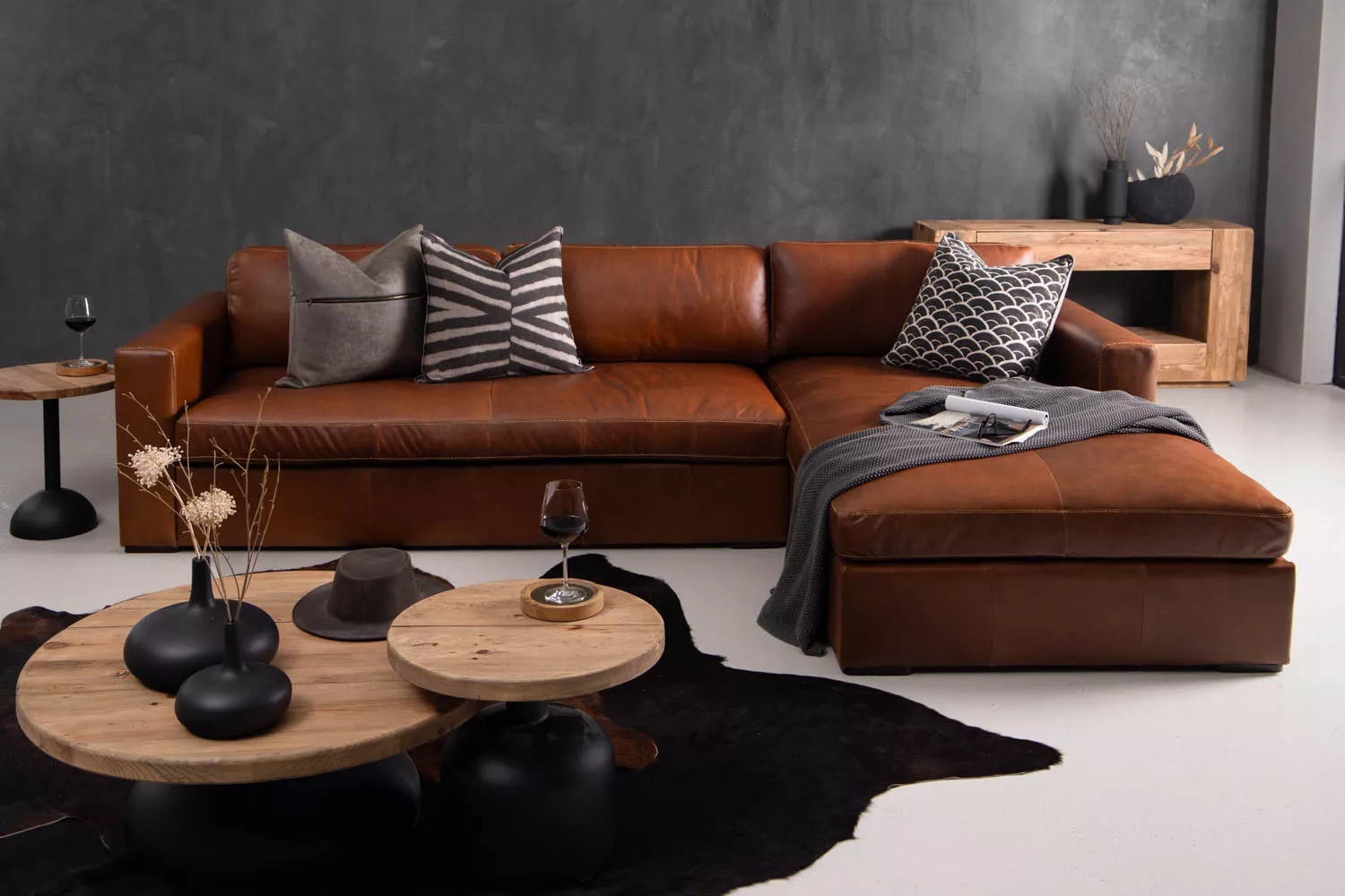 cielo_Archer_leather_l-shape_couch_cielo