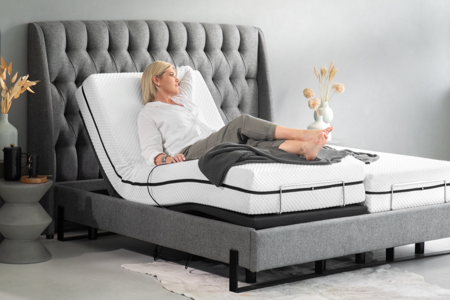 cielo_slumberflex_aubrien_adjustable_bed_king_xl_ash