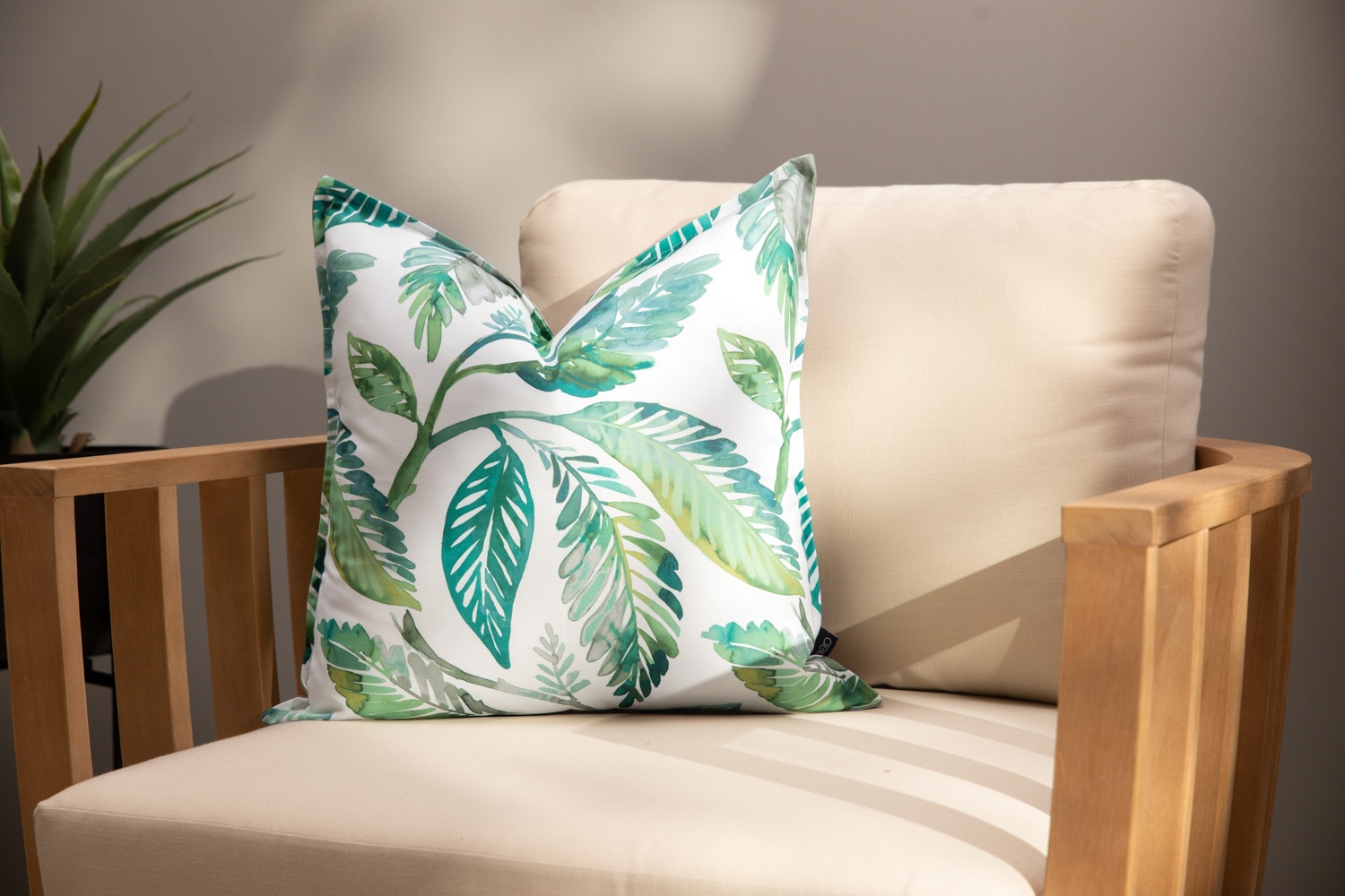 cielo_Crystal_Cove_Curacao_Duck_Feather_Scatter_Cushion