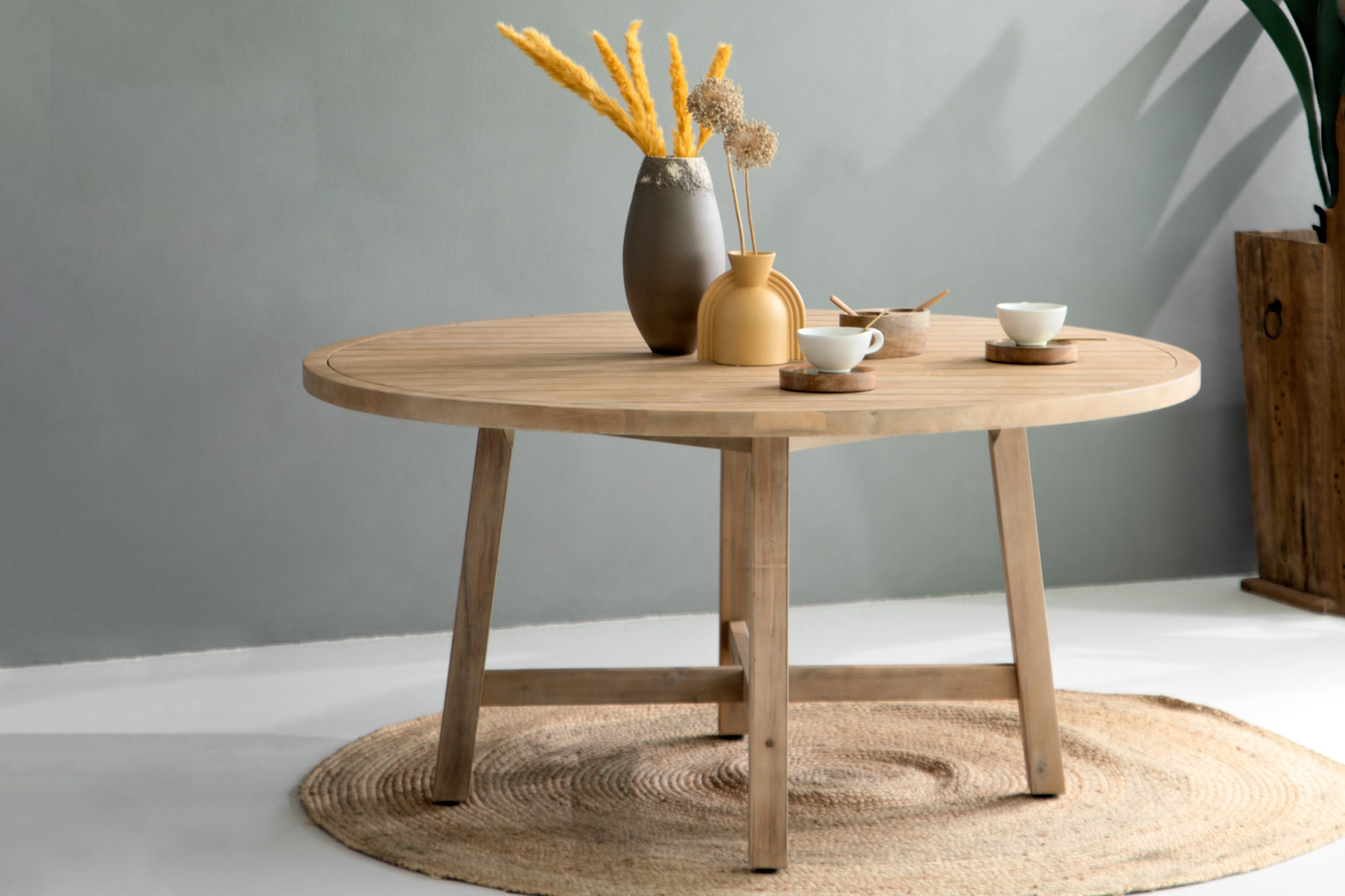 cielo_Luciana_Patio_Dining_Table_Round