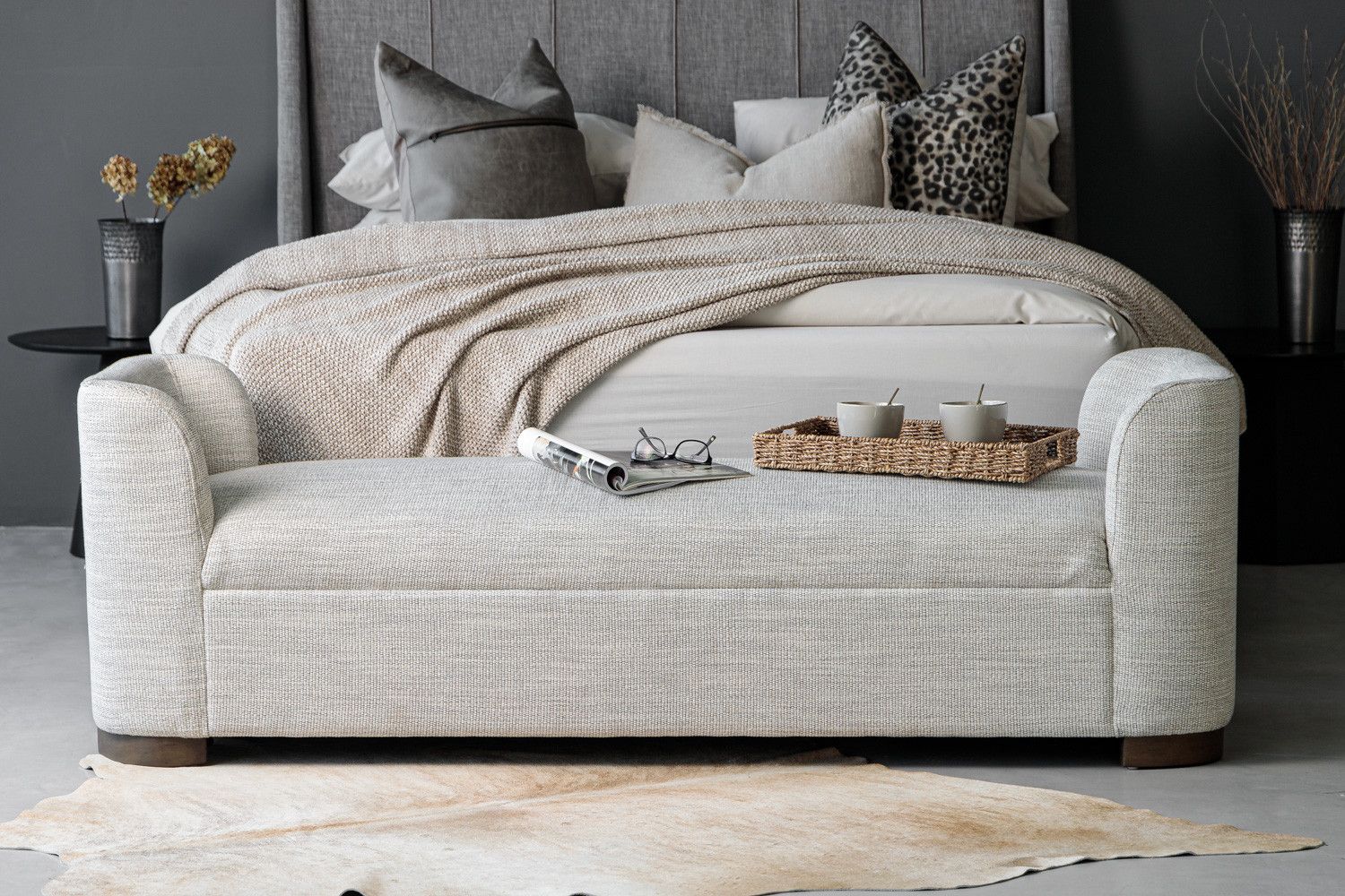 cielo_bjorn_bench_oyster