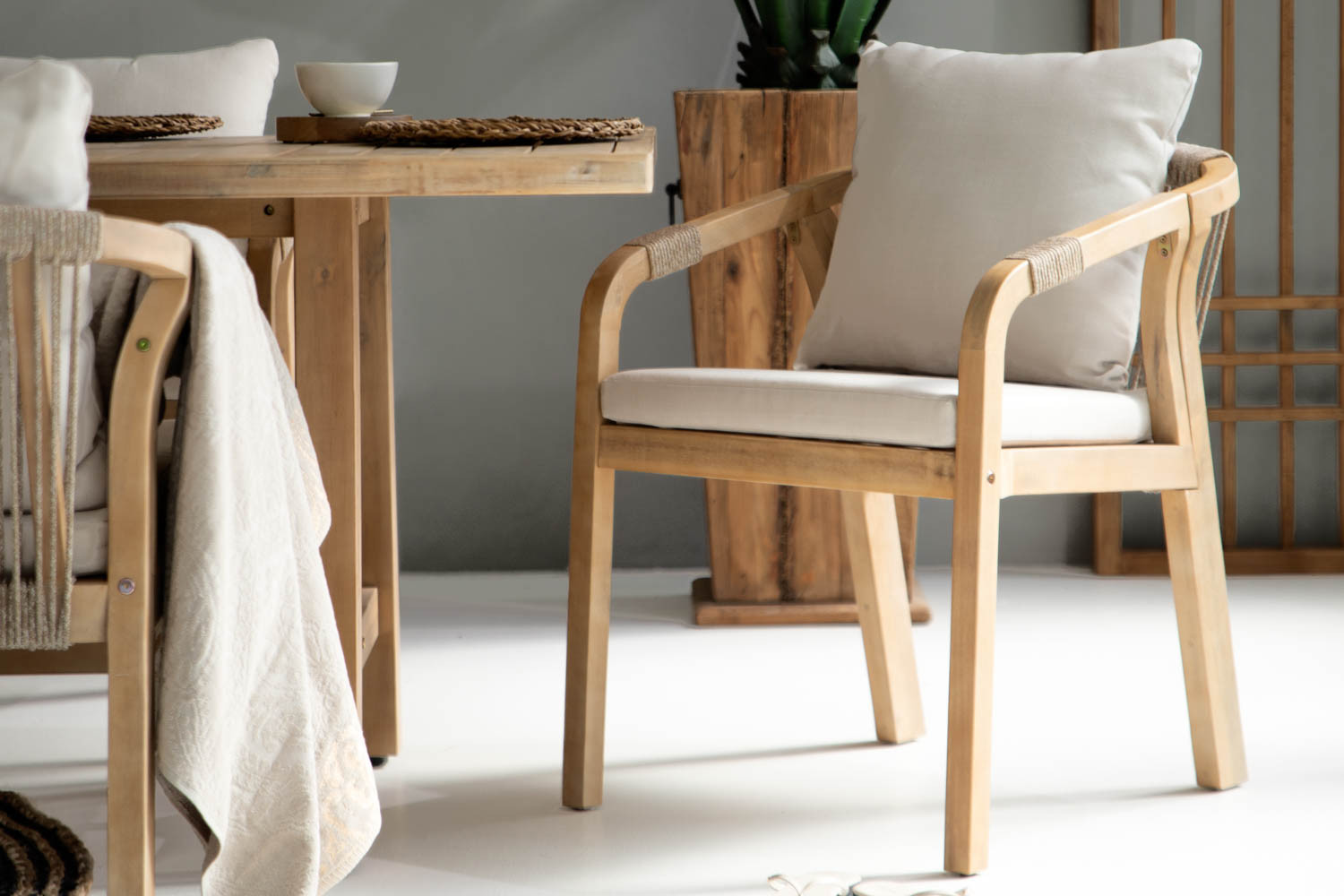 cielo_luciana_patio_dining_chair