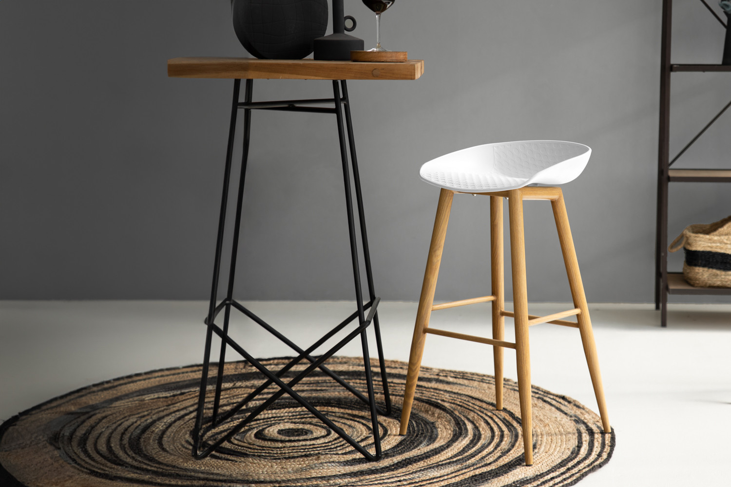 cielo_hunter_tall_bar_stool