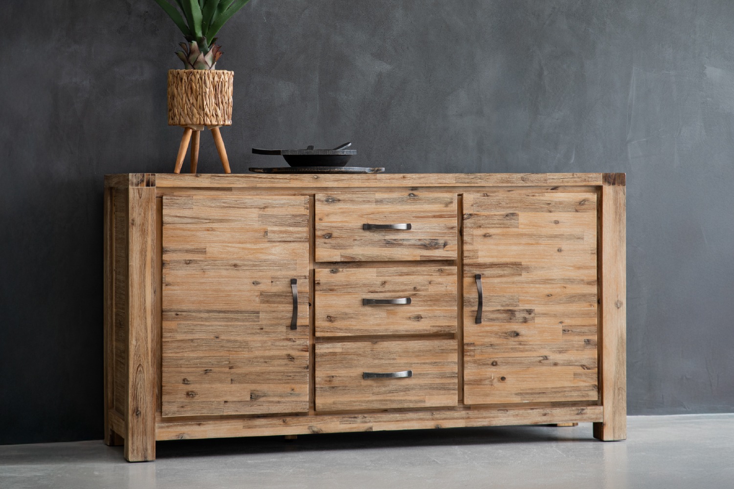 cielo_sideboards_consoles_21_day_sale