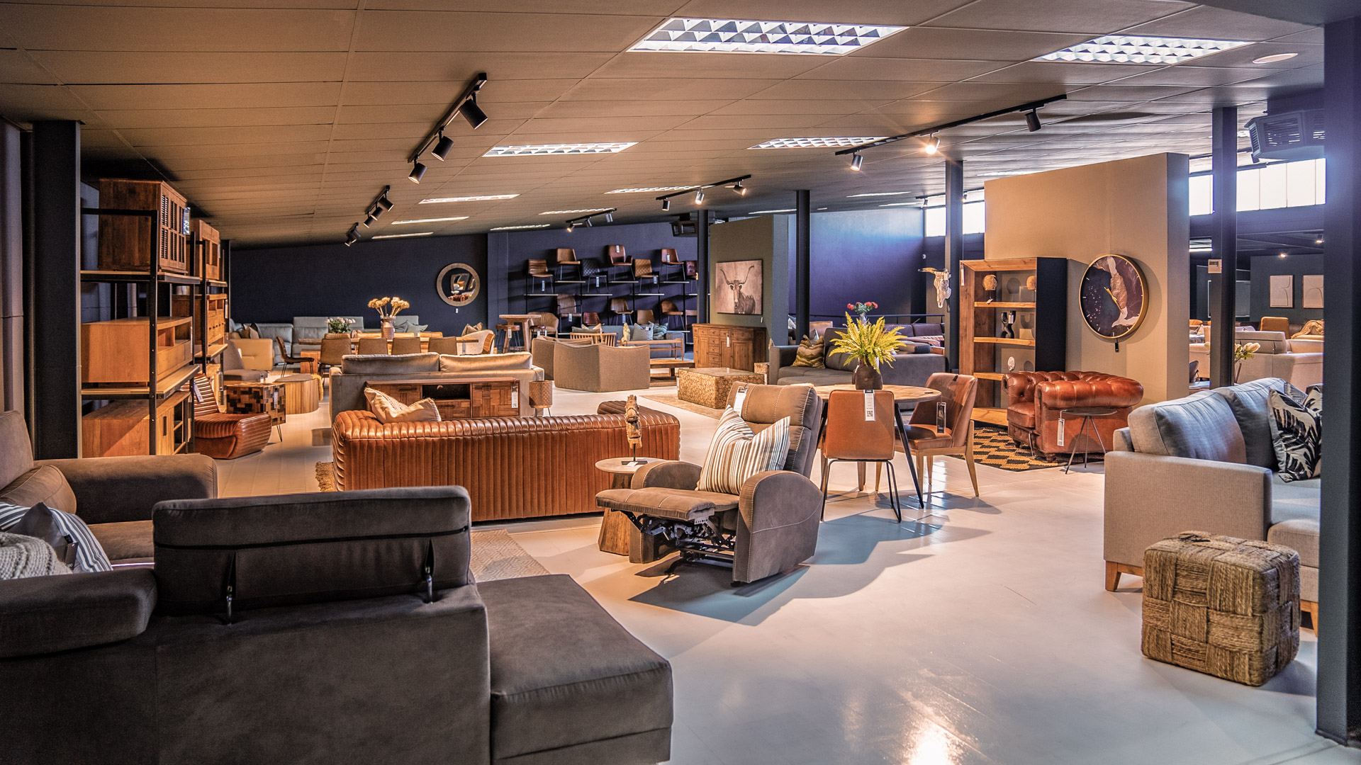 windhoek showoom gallery design_hub_windhoek_showoom_gallery