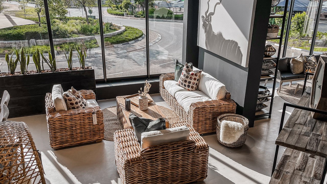cielo_nelspruit_showroom_patio