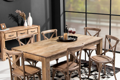 How to Choose a Stylish and Practical Dining Room Table